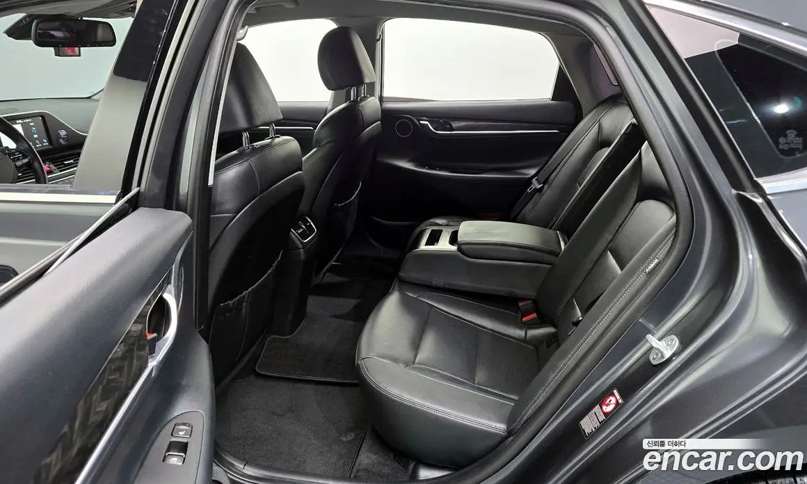 Hyundai Grandeur 2019 2.4 автомат (гидро), фото 13 Hyundai Grandeur 2019 2.4 автомат (гидро), фото 13