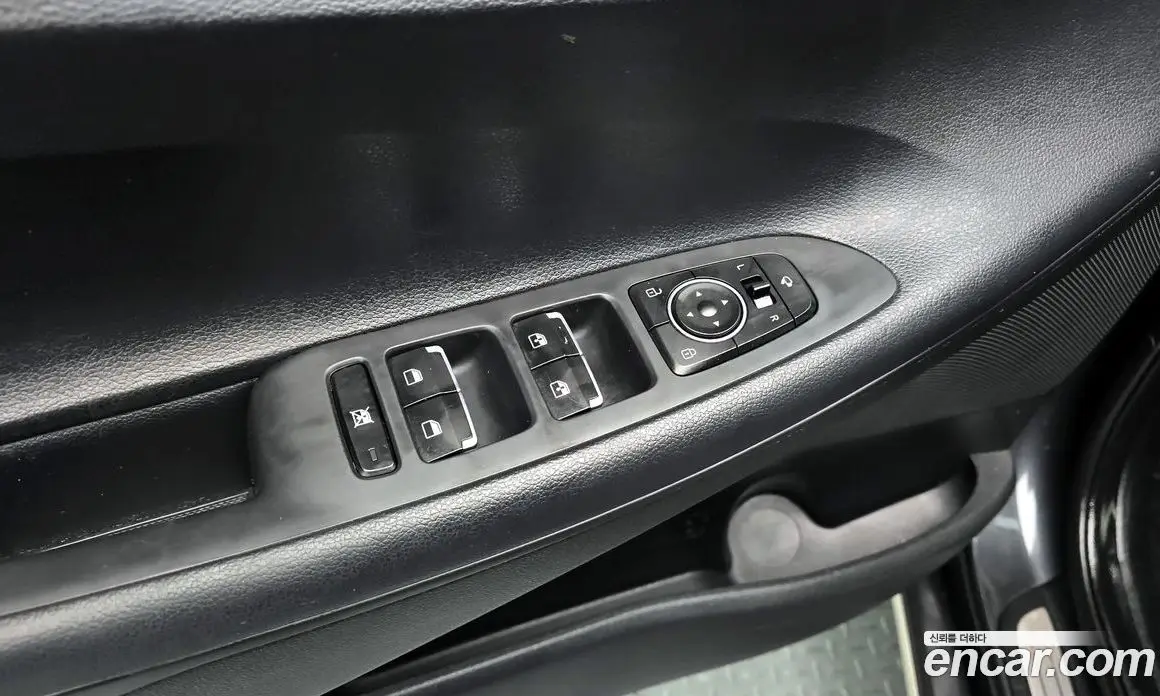 Hyundai Grandeur 2019 2.4 автомат (гидро), фото 18 Hyundai Grandeur 2019 2.4 автомат (гидро), фото 18