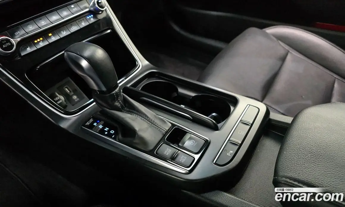Hyundai Grandeur 2019 2.4 автомат (гидро), фото 9 Hyundai Grandeur 2019 2.4 автомат (гидро), фото 9