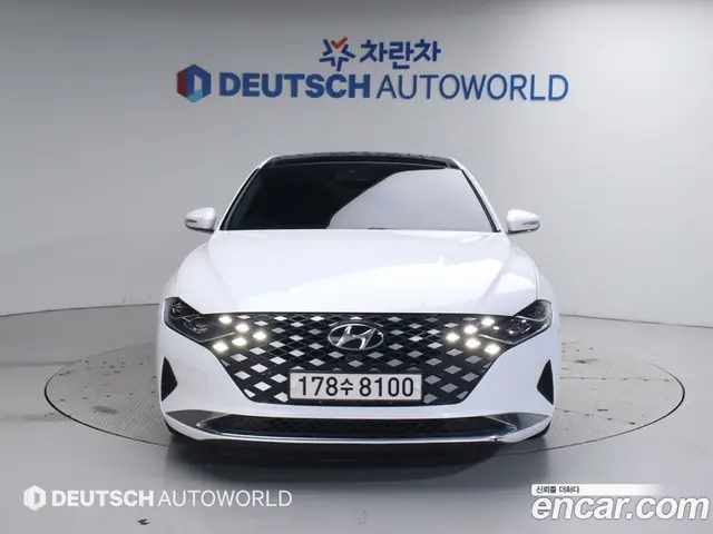 Hyundai Grandeur 2019 2.5 автомат (гидро), миниатюра 3