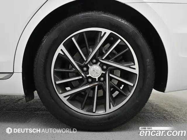 Hyundai Grandeur 2019 2.5 автомат (гидро), миниатюра 5