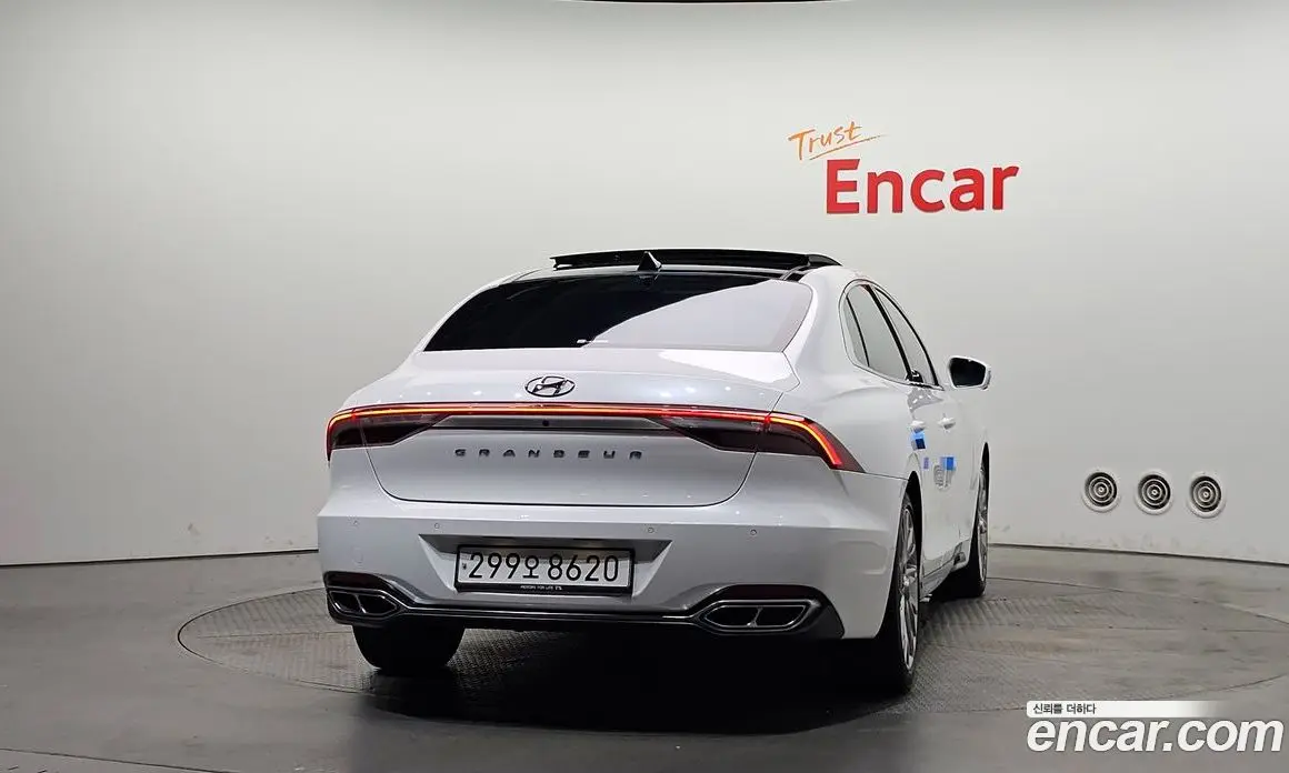 Hyundai Grandeur 2020 2.5 автомат (гидро), фото 4 Hyundai Grandeur 2020 2.5 автомат (гидро), фото 4