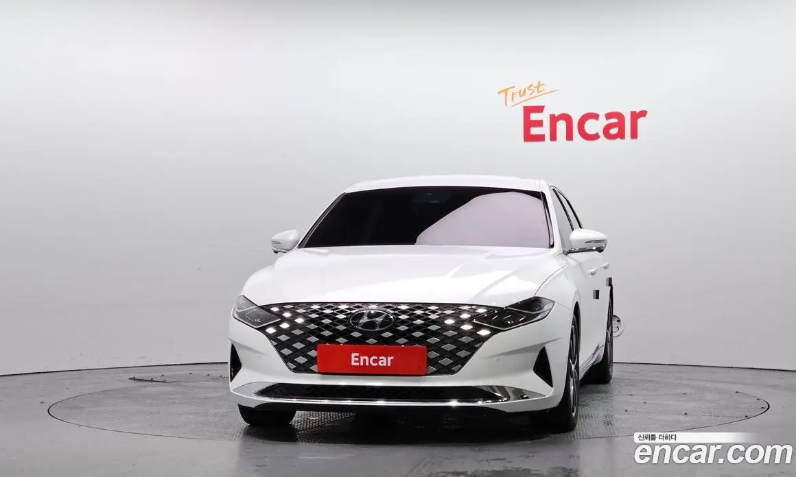 Hyundai Grandeur 2020 2.5 автомат (гидро), фото 3 Hyundai Grandeur 2020 2.5 автомат (гидро), фото 3