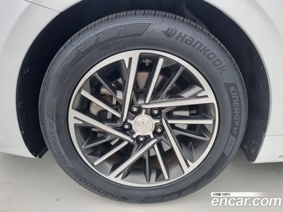 Hyundai Grandeur 2020 2.5 автомат (гидро), фото 18