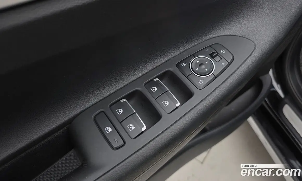 Hyundai Grandeur 2020 2.5 автомат (гидро), фото 15