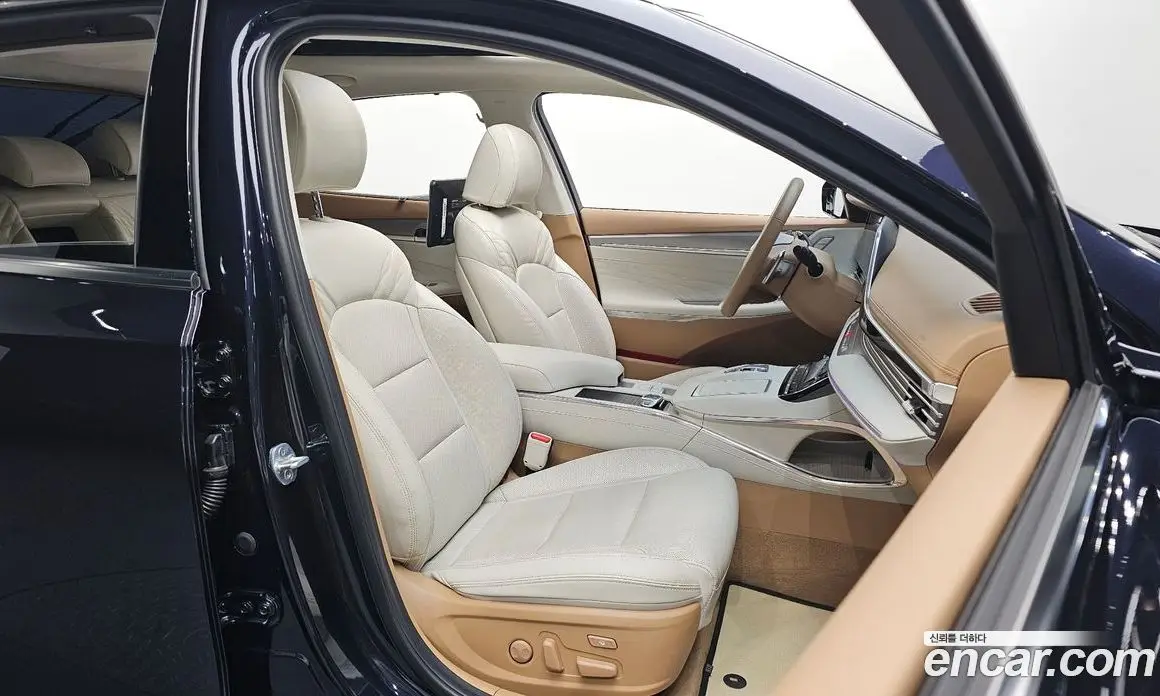 Hyundai Grandeur 2021 2.5 автомат (гидро), фото 12