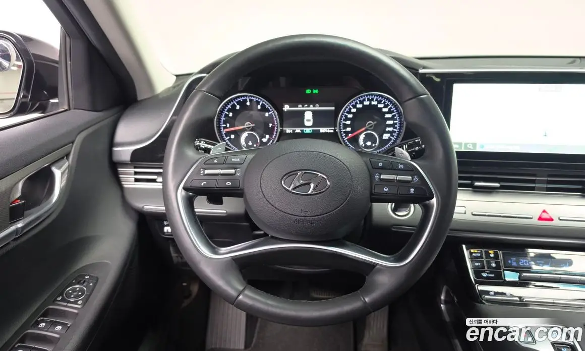 Hyundai Grandeur 2022 3.0 автомат (гидро), фото 18
