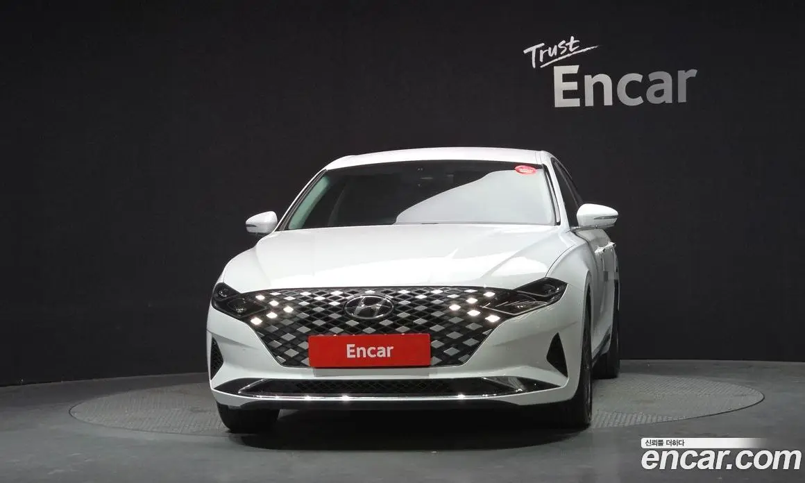 Hyundai Grandeur 2022 2.5 автомат (гидро), фото 3 Hyundai Grandeur 2022 2.5 автомат (гидро), фото 3