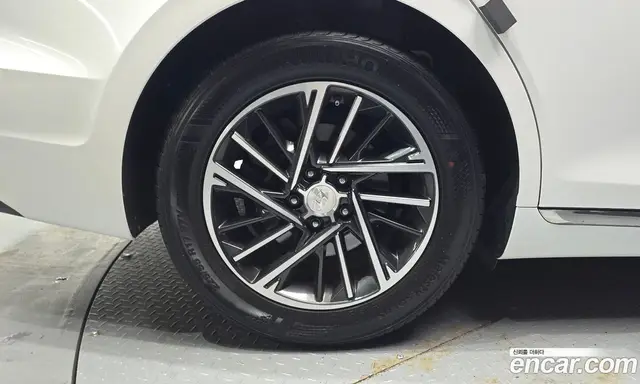 Hyundai Grandeur 2022 2.5 автомат (гидро), миниатюра 5 Hyundai Grandeur 2022 2.5 автомат (гидро), миниатюра 5
