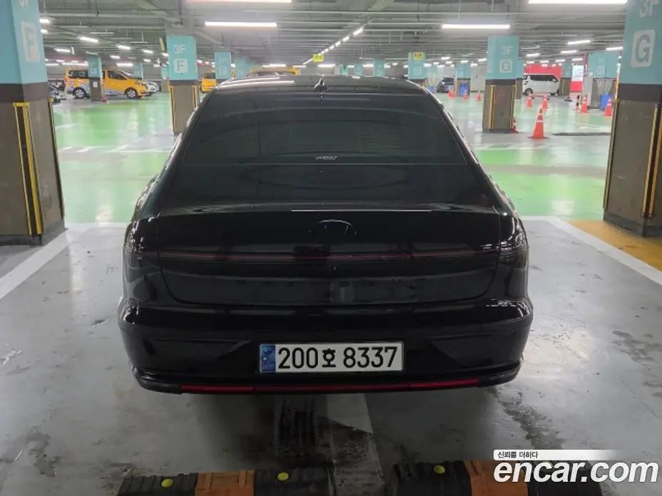 Hyundai Grandeur 2023 1.6 автомат (гидро), фото 4