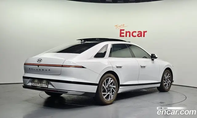 Hyundai Grandeur 2023 3.5 автомат (гидро), миниатюра 2