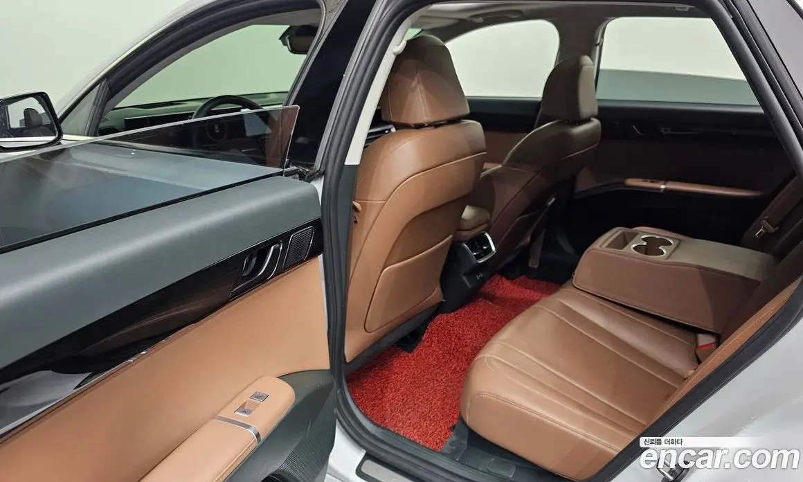 Hyundai Grandeur 2023 3.5 автомат (гидро), фото 11