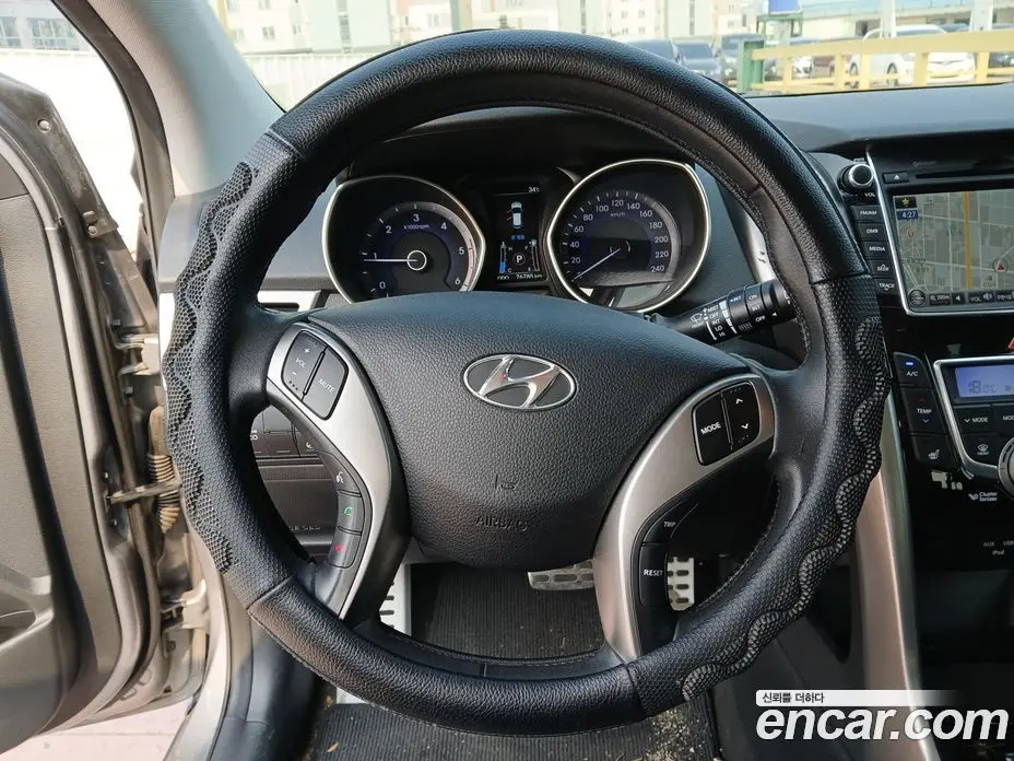 Hyundai i30 2012 1.6 автомат (гидро), фото 14