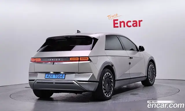Hyundai Ioniq 5 2022 0.1 автомат (гидро), миниатюра 2