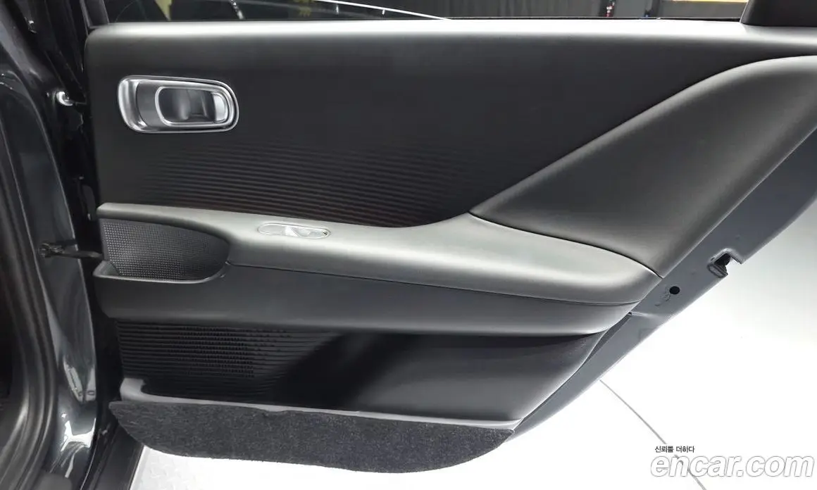 Hyundai Ioniq 6 2023 0.1 автомат (гидро), фото 15