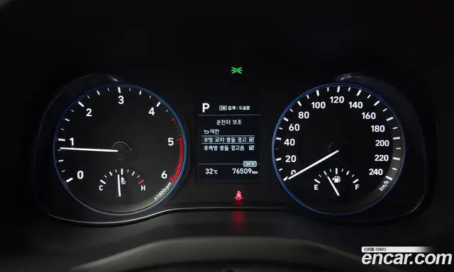 Hyundai Kona 2017 1.6 автомат (гидро), миниатюра 8