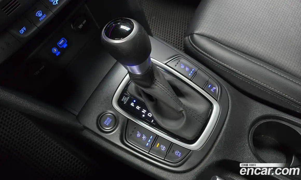 Hyundai Kona 2017 1.6 автомат (гидро), фото 9