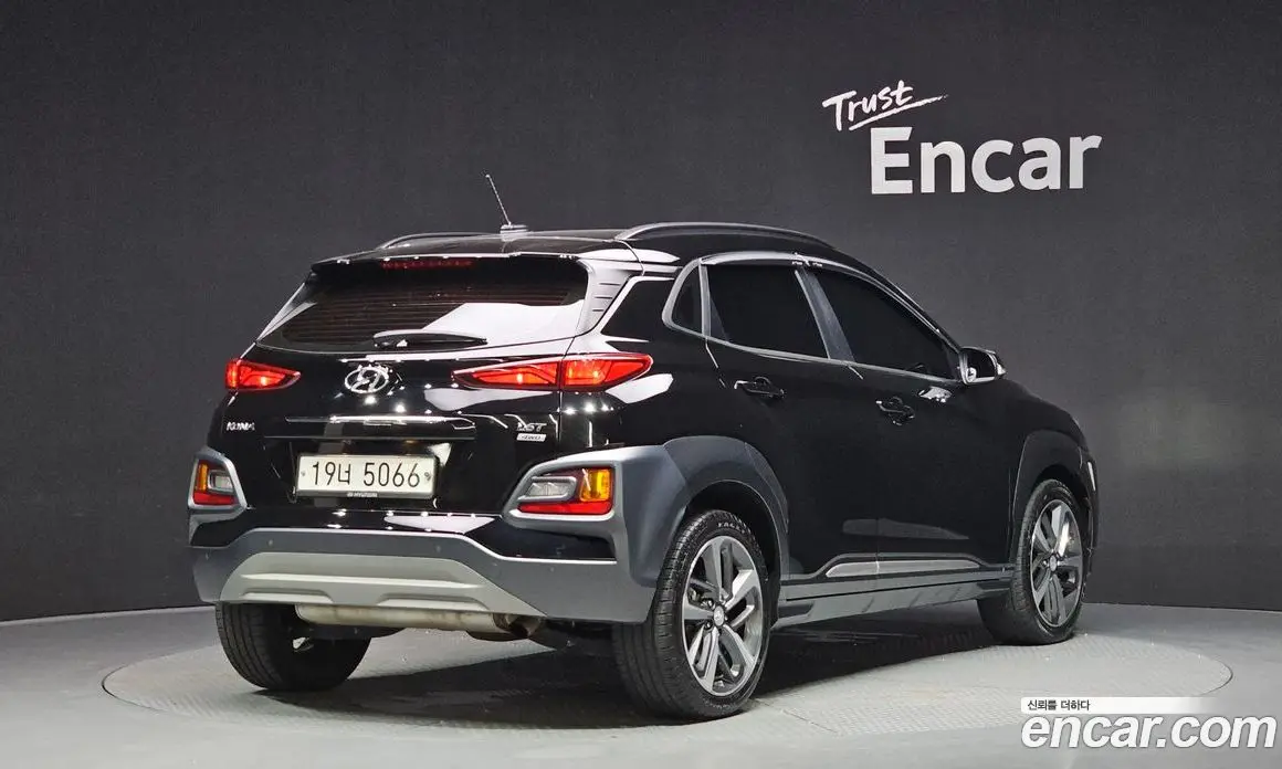 Hyundai Kona 2017 1.6 автомат (гидро), фото 2 Hyundai Kona 2017 1.6 автомат (гидро), фото 2