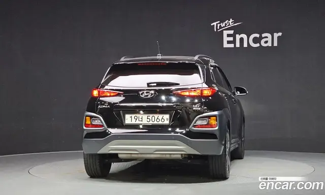 Hyundai Kona 2017 1.6 автомат (гидро), миниатюра 4 Hyundai Kona 2017 1.6 автомат (гидро), миниатюра 4