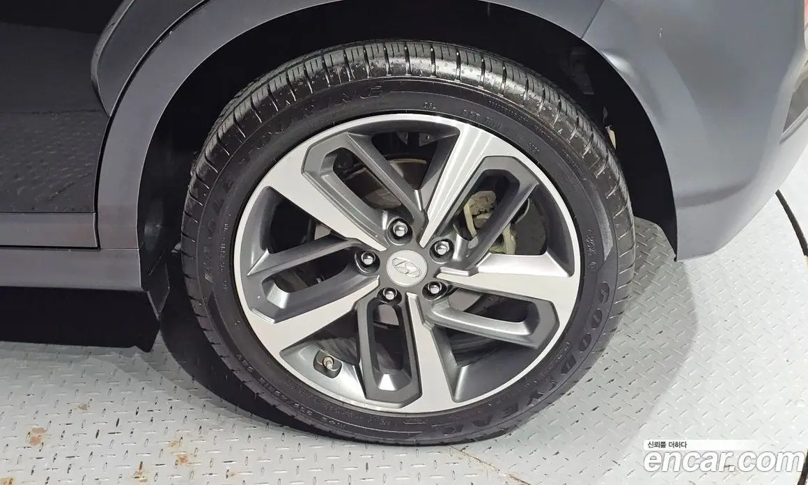 Hyundai Kona 2017 1.6 автомат (гидро), фото 7 Hyundai Kona 2017 1.6 автомат (гидро), фото 7