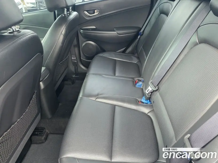 Hyundai Kona 2018 1.6 автомат (гидро), фото 18