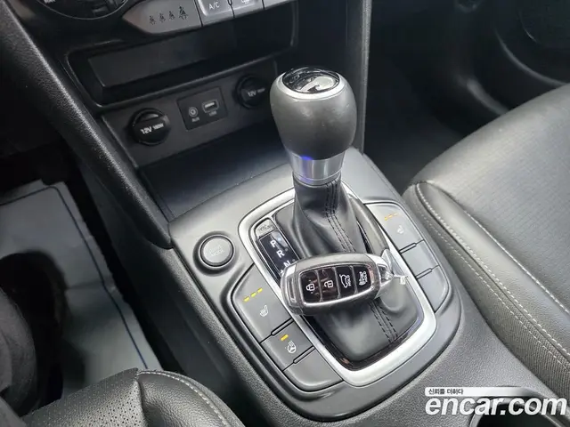 Hyundai Kona 2018 1.6 автомат (гидро), миниатюра 9
