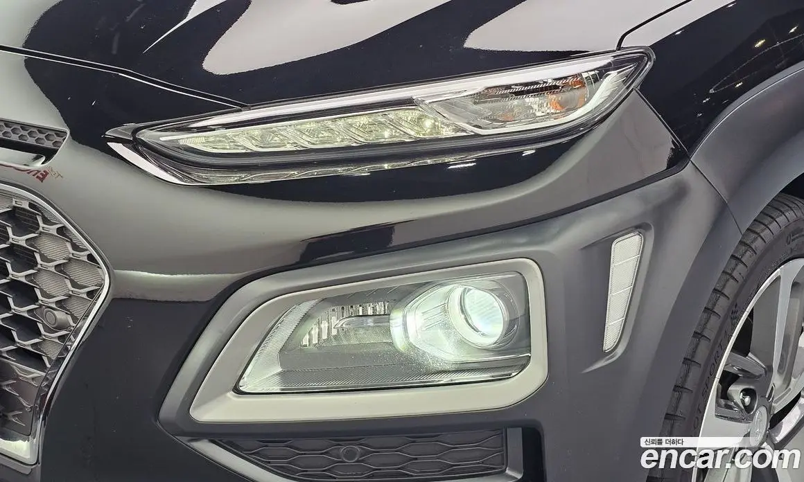 Hyundai Kona 2019 1.6 автомат (гидро), фото 8