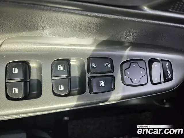 Hyundai Kona 2019 1.6 автомат (гидро), миниатюра 10 Hyundai Kona 2019 1.6 автомат (гидро), миниатюра 10