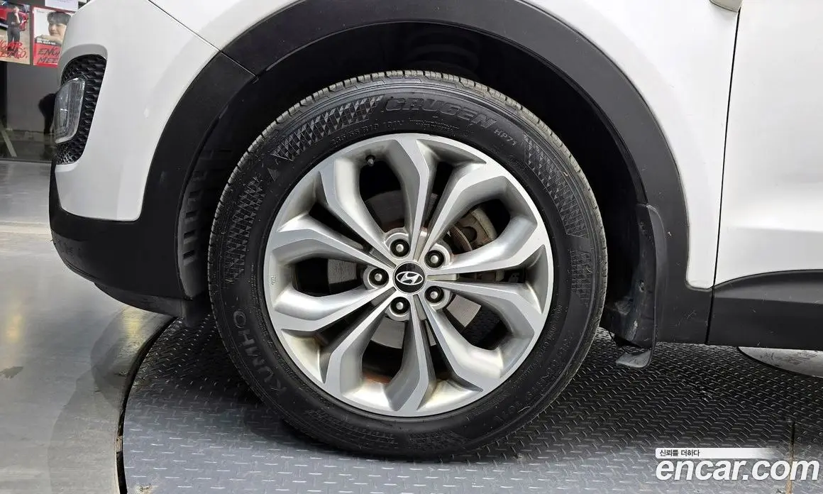 Hyundai Santa Fe 2013 2.0 автомат (гидро), фото 5 Hyundai Santa Fe 2013 2.0 автомат (гидро), фото 5