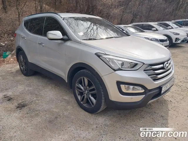 Hyundai Santa Fe 2013 2.2 автомат (гидро), миниатюра 3 Hyundai Santa Fe 2013 2.2 автомат (гидро), миниатюра 3