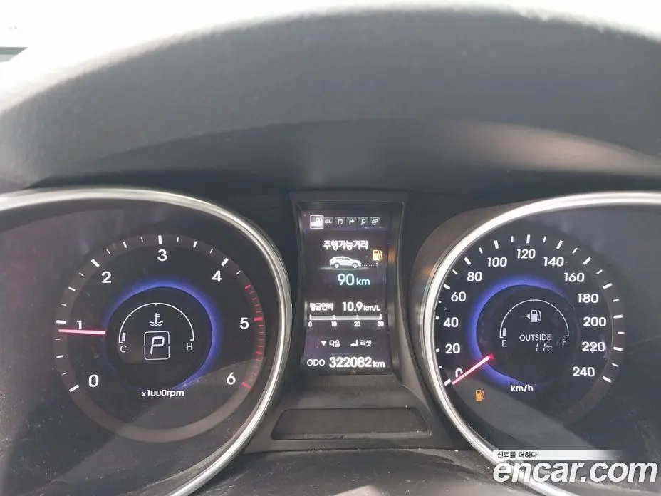 Hyundai Santa Fe 2013 2.2 автомат (гидро), фото 8 Hyundai Santa Fe 2013 2.2 автомат (гидро), фото 8