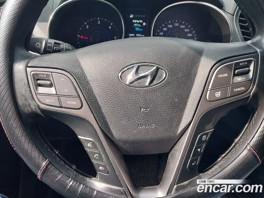 Hyundai Santa Fe 2013 2.2 автомат (гидро), фото 9 Hyundai Santa Fe 2013 2.2 автомат (гидро), фото 9
