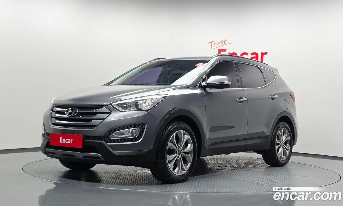 Hyundai Santa Fe 2015 2.0 автомат (гидро), фото 1 Hyundai Santa Fe 2015 2.0 автомат (гидро), фото 1