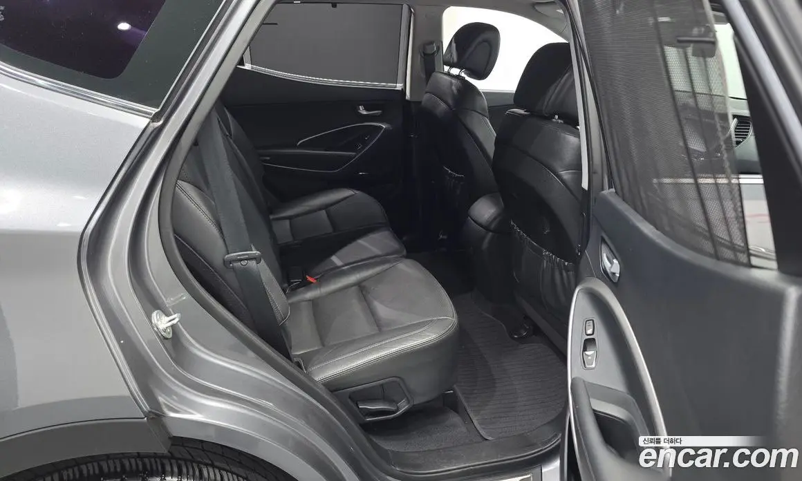 Hyundai Santa Fe 2015 2.0 автомат (гидро), фото 17 Hyundai Santa Fe 2015 2.0 автомат (гидро), фото 17