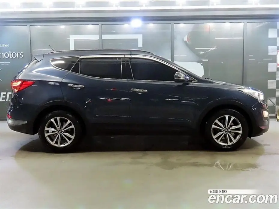 Hyundai Santa Fe 2015 2.0 автомат (гидро), фото 3