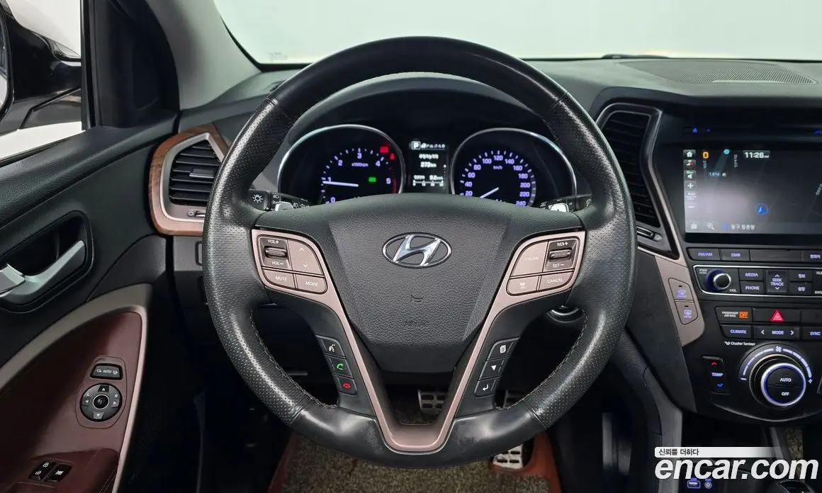 Hyundai Santa Fe 2016 2.0 автомат (гидро), фото 13