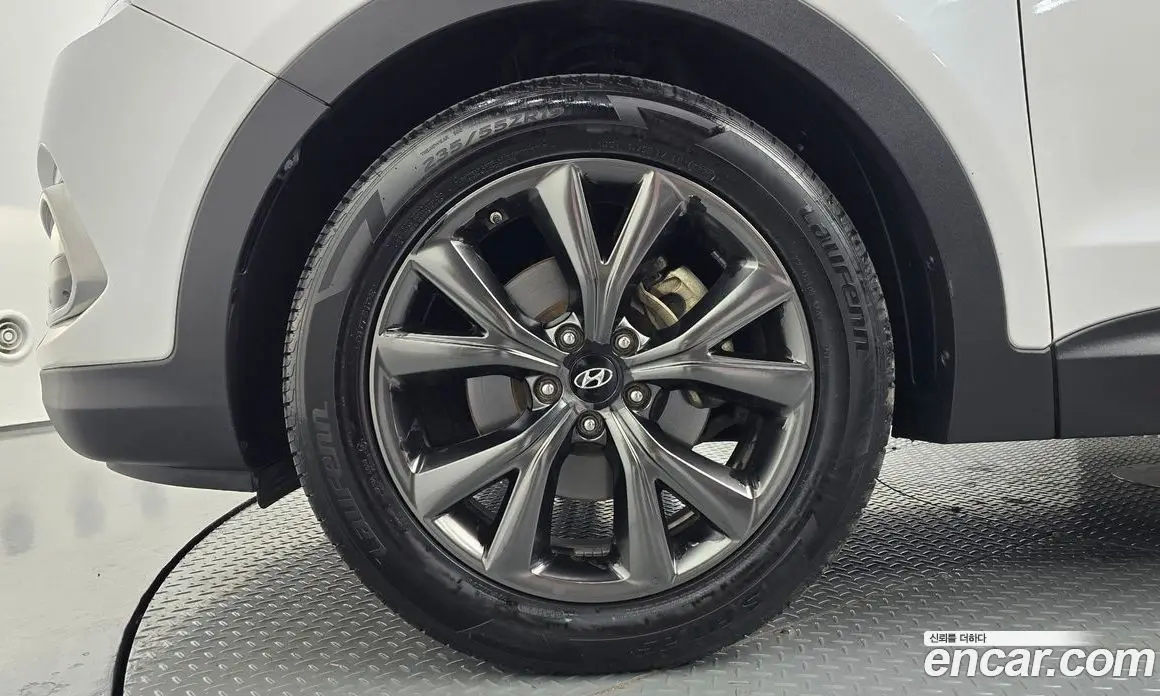 Hyundai Santa Fe 2016 2.0 автомат (гидро), фото 5