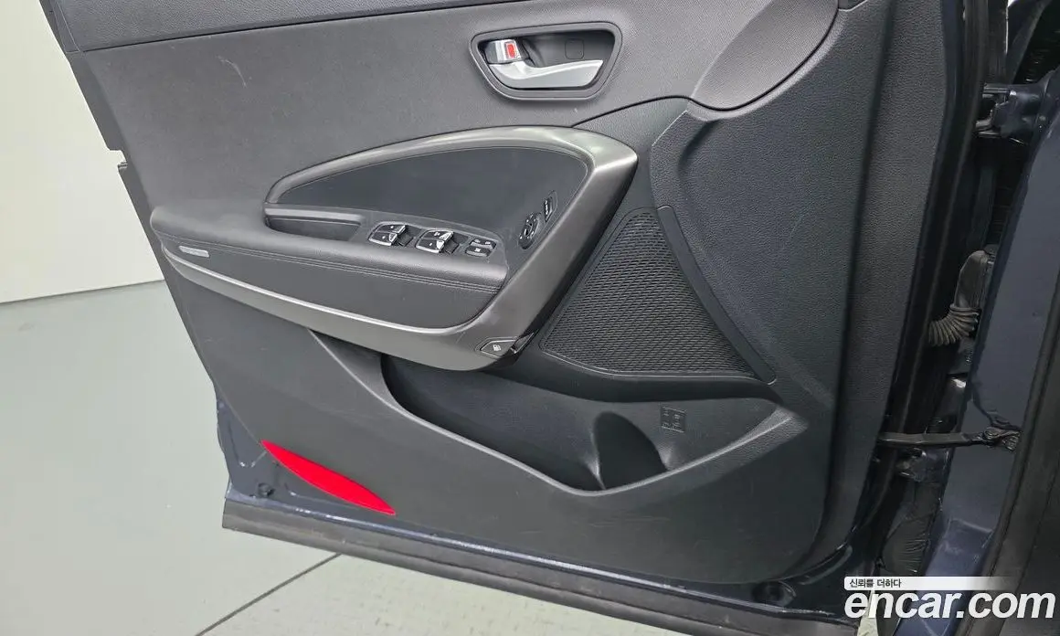 Hyundai Santa Fe 2017 2.0 автомат (гидро), фото 14 Hyundai Santa Fe 2017 2.0 автомат (гидро), фото 14