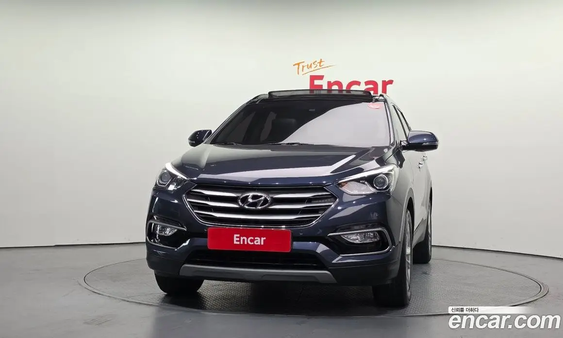 Hyundai Santa Fe 2017 2.0 автомат (гидро), фото 3 Hyundai Santa Fe 2017 2.0 автомат (гидро), фото 3