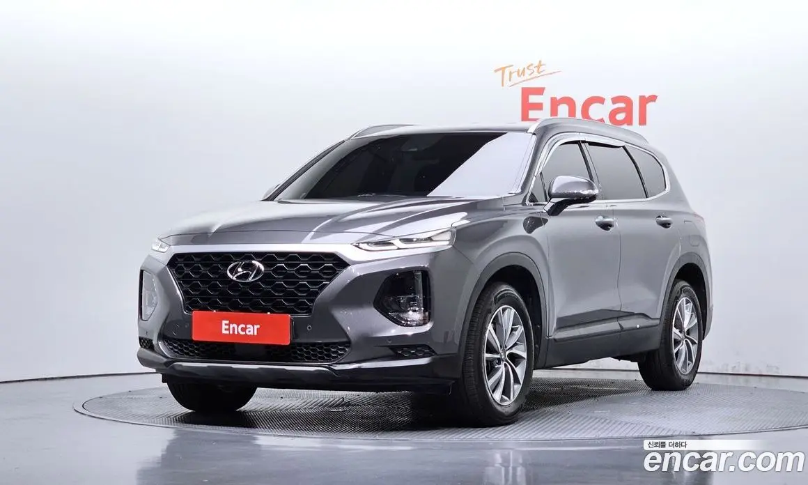 Hyundai Santa Fe 2018 2.0 автомат (гидро), фото 1 Hyundai Santa Fe 2018 2.0 автомат (гидро), фото 1