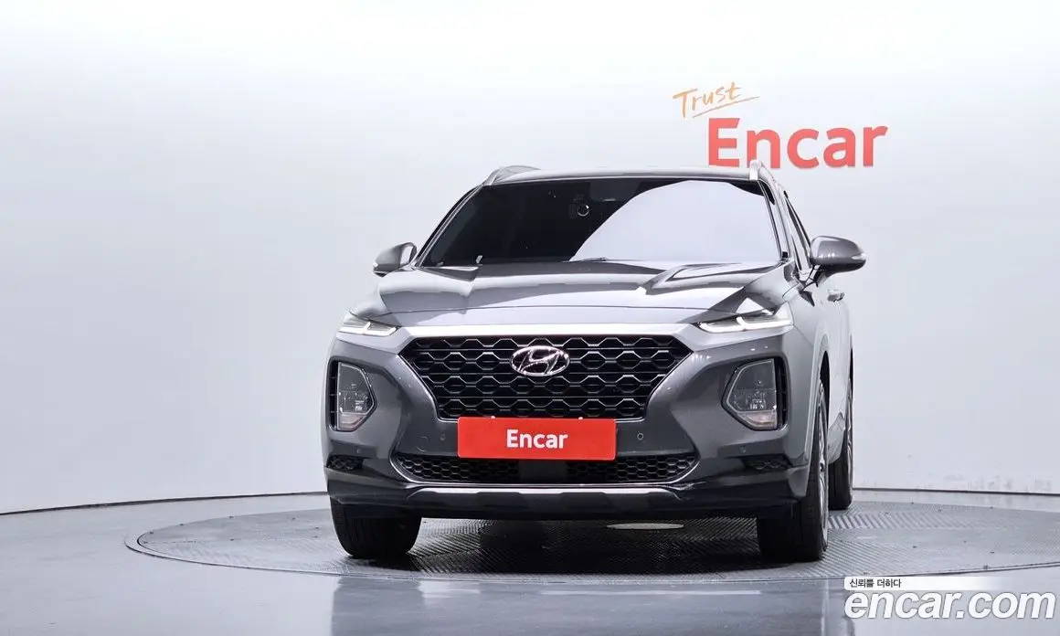 Hyundai Santa Fe 2018 2.0 автомат (гидро), фото 3 Hyundai Santa Fe 2018 2.0 автомат (гидро), фото 3