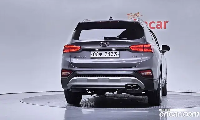 Hyundai Santa Fe 2018 2.0 автомат (гидро), миниатюра 4 Hyundai Santa Fe 2018 2.0 автомат (гидро), миниатюра 4