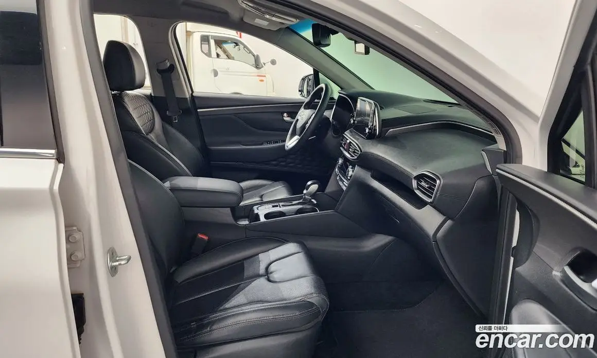 Hyundai Santa Fe 2018 2.0 автомат (гидро), фото 16 Hyundai Santa Fe 2018 2.0 автомат (гидро), фото 16