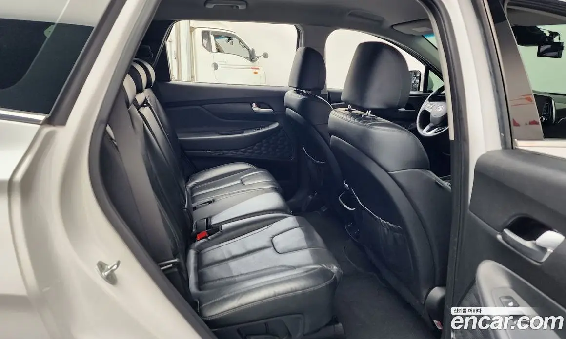 Hyundai Santa Fe 2018 2.0 автомат (гидро), фото 17 Hyundai Santa Fe 2018 2.0 автомат (гидро), фото 17