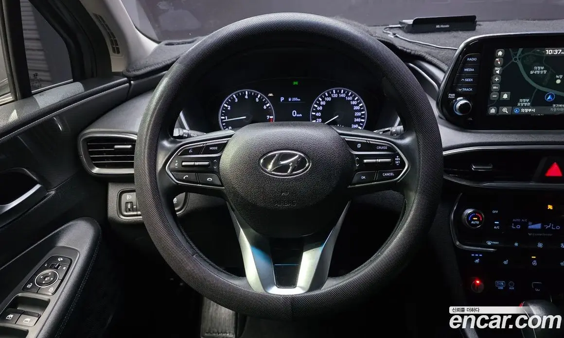 Hyundai Santa Fe 2019 2.0 автомат (гидро), фото 13