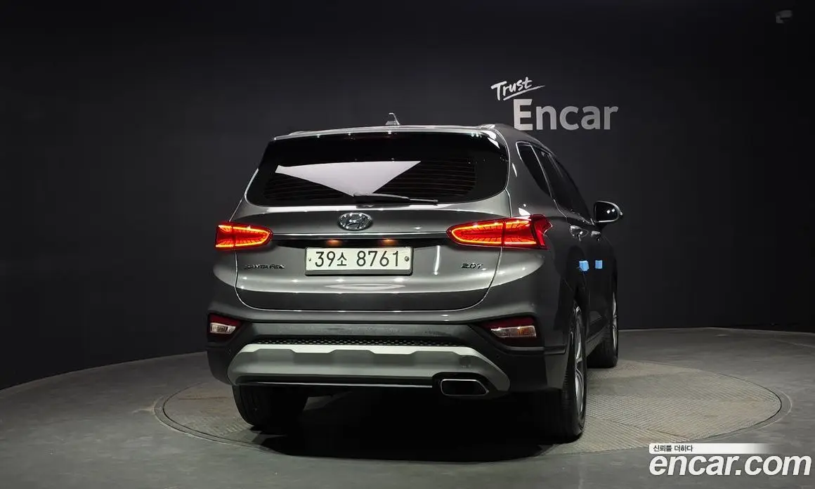 Hyundai Santa Fe 2019 2.0 автомат (гидро), фото 4