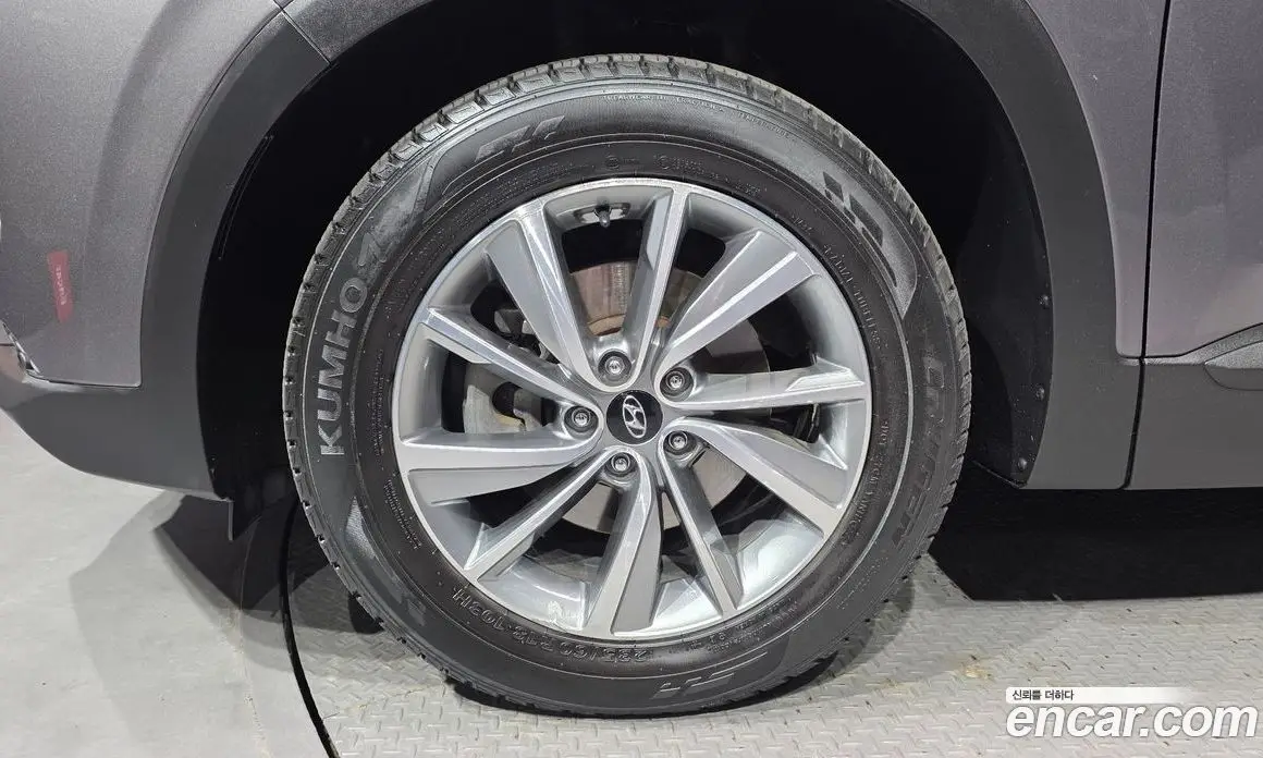 Hyundai Santa Fe 2019 2.0 автомат (гидро), фото 5