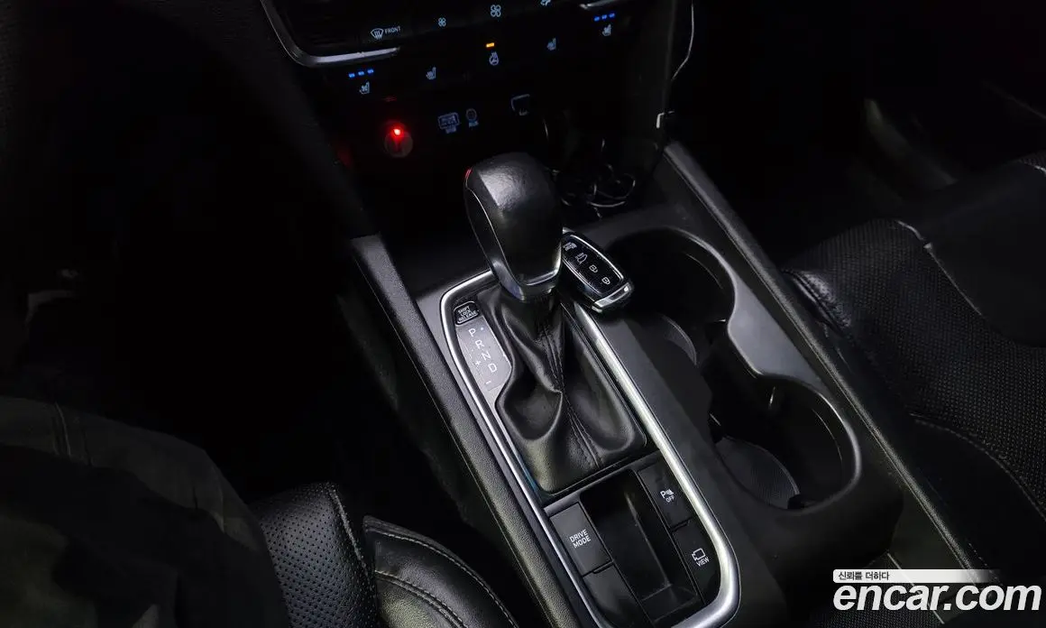 Hyundai Santa Fe 2019 2.0 автомат (гидро), фото 9