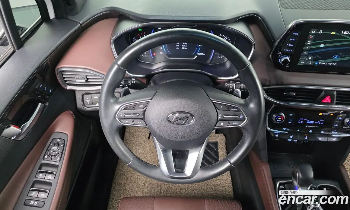 Hyundai Santa Fe 2019 2.0 автомат (гидро), фото 13