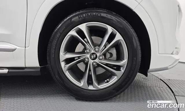 Hyundai Santa Fe 2019 2.0 автомат (гидро), миниатюра 5
